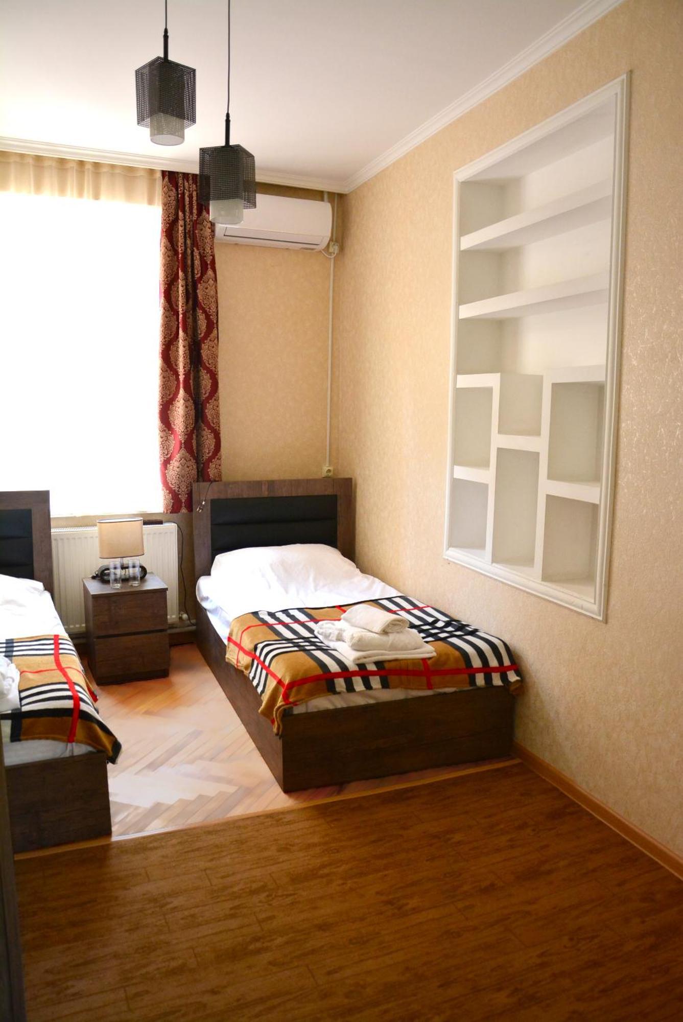 Hotel Canyon Tbilisi Bagian luar foto