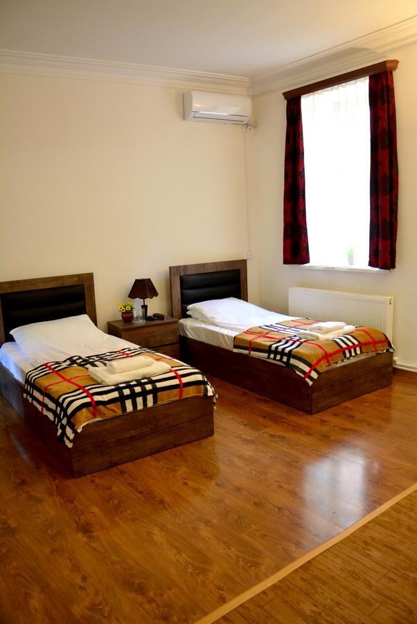 Hotel Canyon Tbilisi Bagian luar foto
