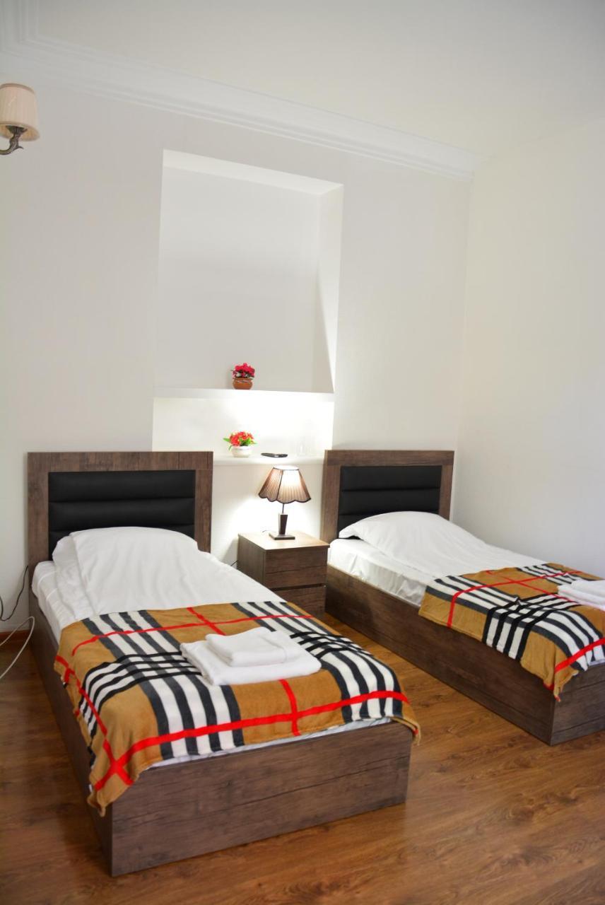 Hotel Canyon Tbilisi Bagian luar foto