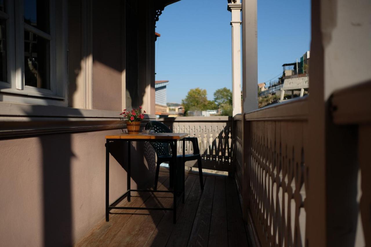 Hotel Canyon Tbilisi Bagian luar foto