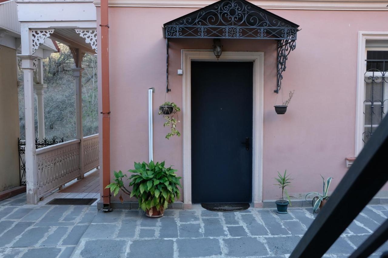 Hotel Canyon Tbilisi Bagian luar foto